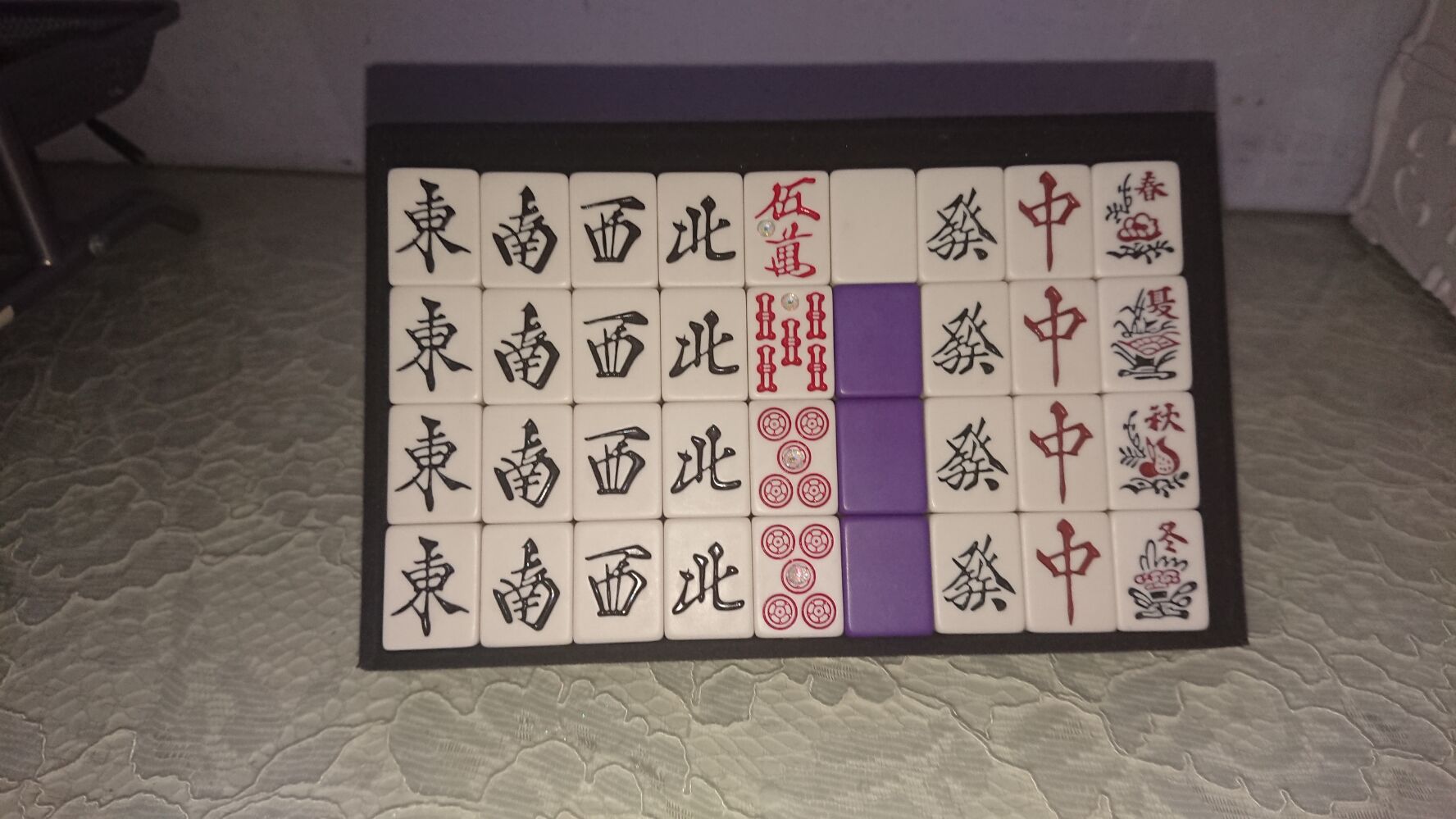 名流_牌背.jpg